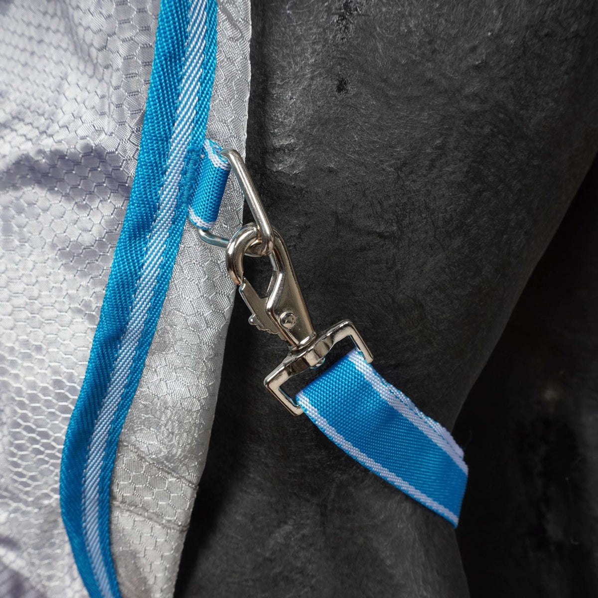 Weatherbeeta Manta Antimoscas Comfitec Hexi Shield Combo Neck Silver/Teal Blue Weatherbeeta Manta Antimoscas Comfitec Hexi Shield Combo Neck Silver/Teal Blue