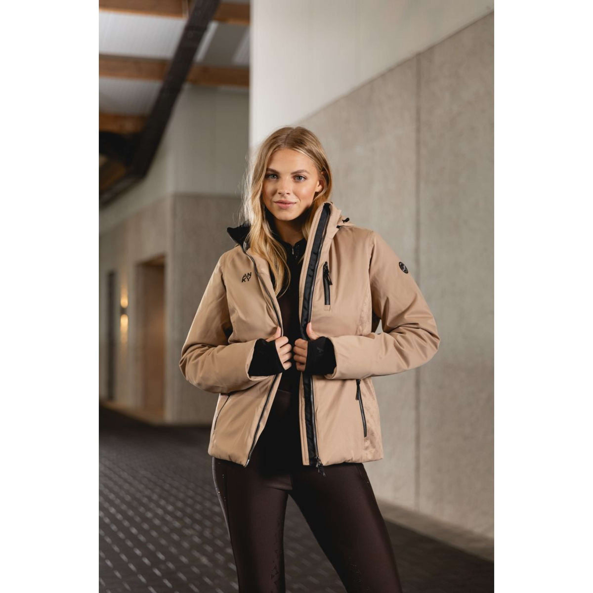 ANKY Chaqueta AW25 Tech Active Amphora ANKY Chaqueta AW25 Tech Active Amphora