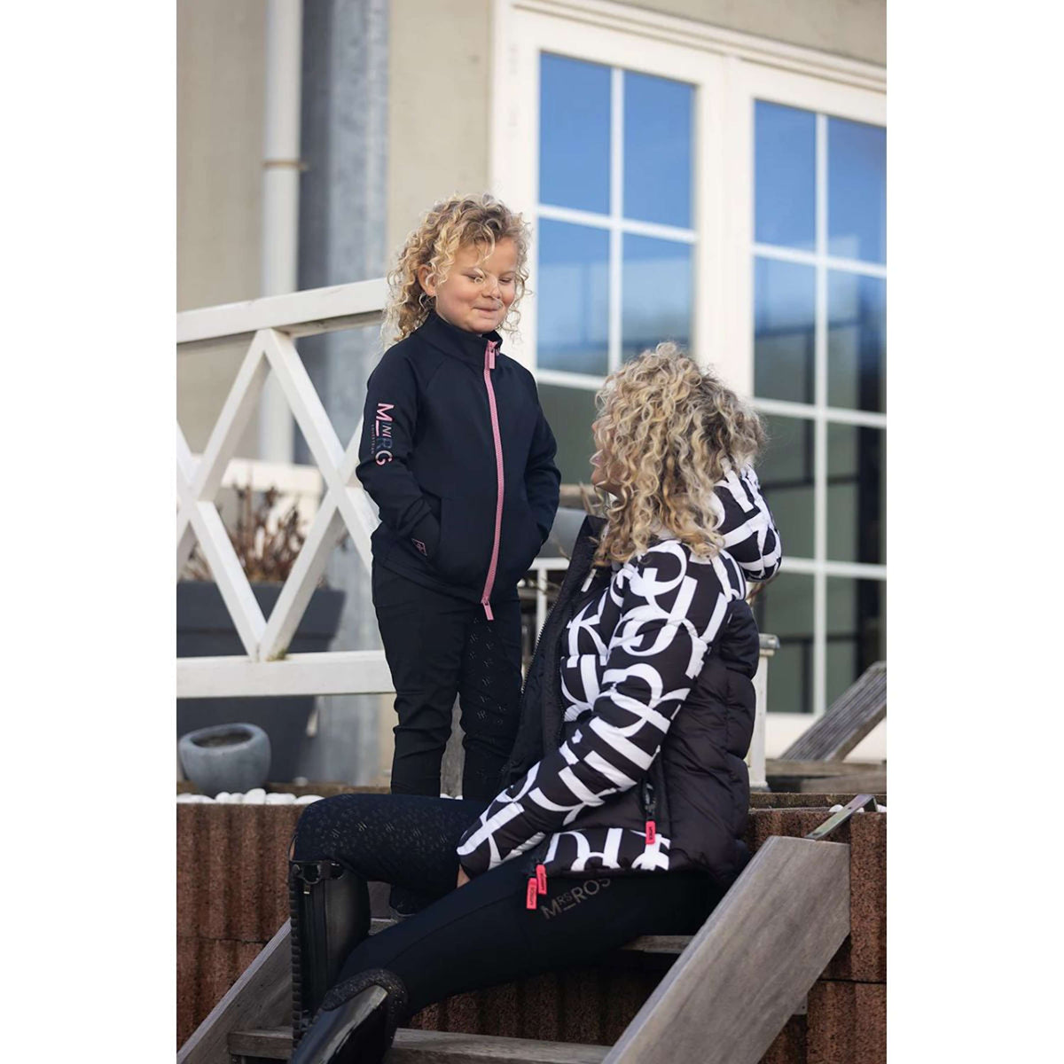 Mrs. Ros Chaqueta de entrenamiento Zoë Mini Negro Mrs. Ros Chaqueta de entrenamiento Zoë Mini Negro