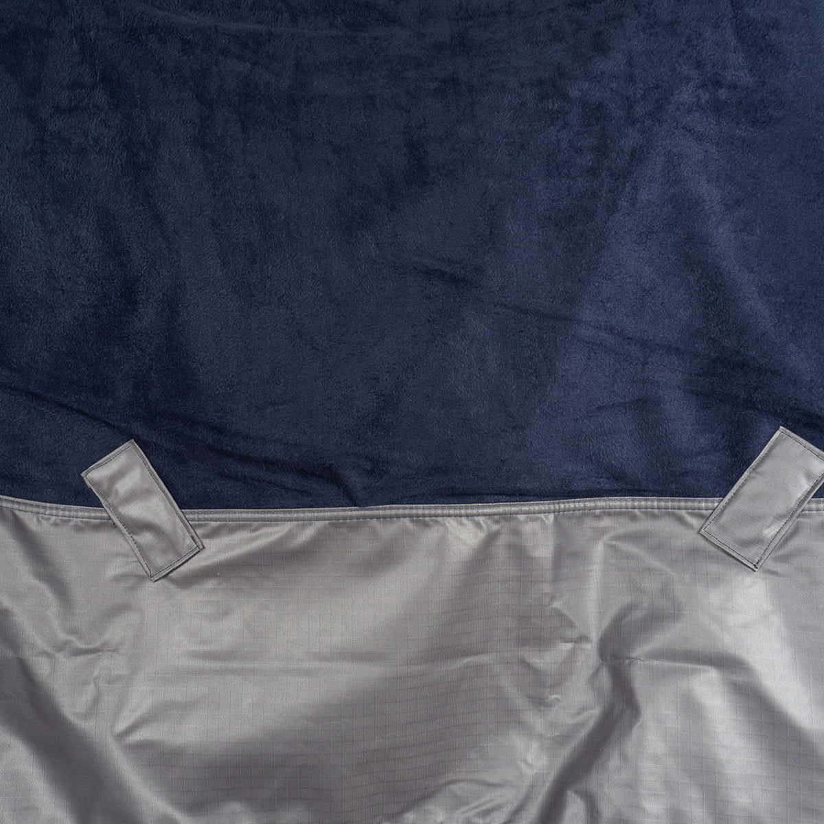 EQUITHÈME Alfombra de Exterior Tyrex 600 D Polar Fleece Azul Marino/Gris