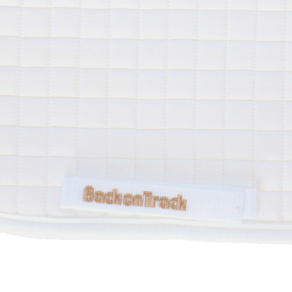 Back on Track Mantilla de Doma NO. II NO.II Material exterior: 100% algodón, Forro: 100% polipropileno, Relleno: 100% poliéster Blanco