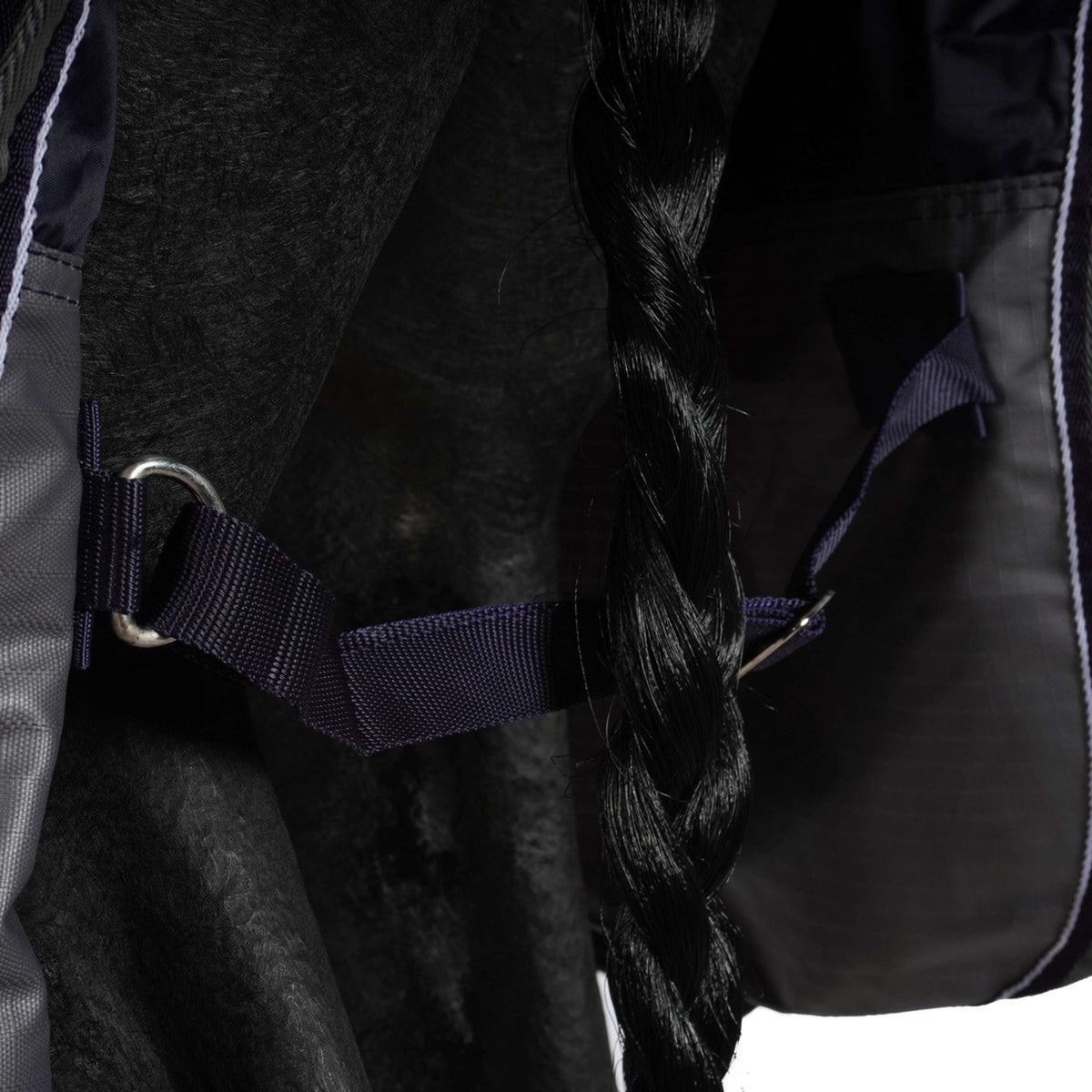 EQUITHÈME Turnout Rug Tyrex con faldón abdominal 600D 300g Marino/Gris Puntos