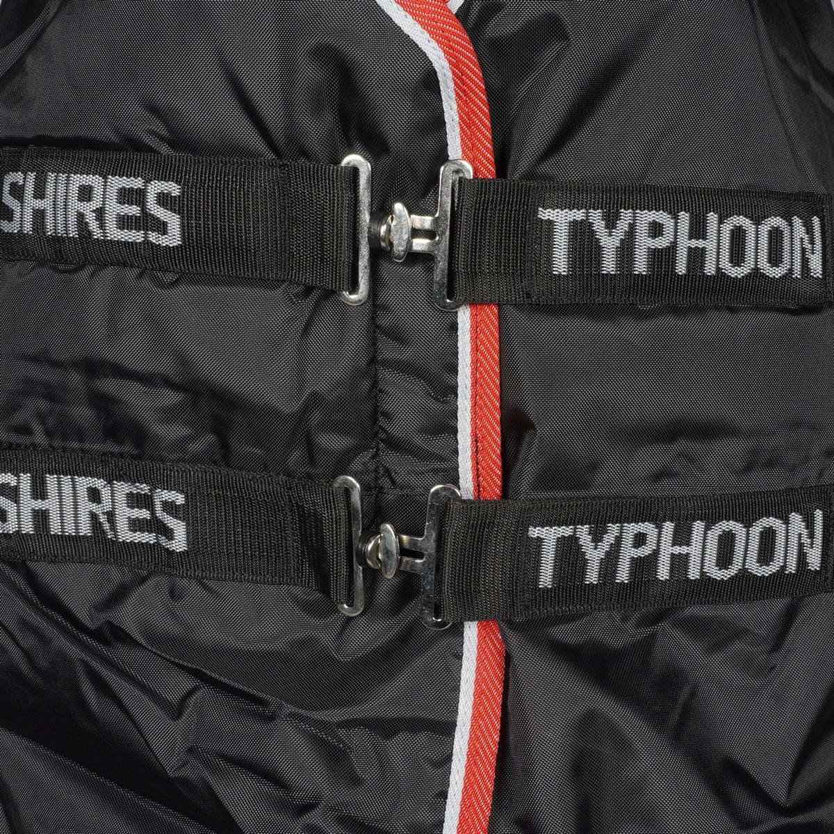 Tempest Original by Shires Turnout Typhoon Combo 200g Negro