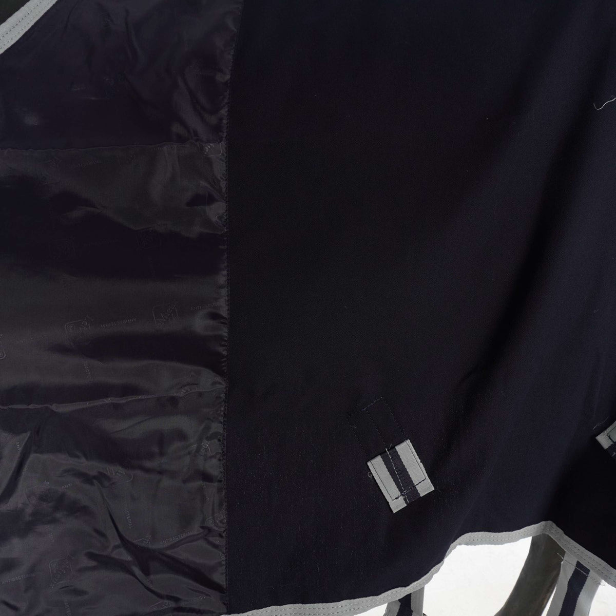 LeMieux Manta de Establo Arika Stable Navy