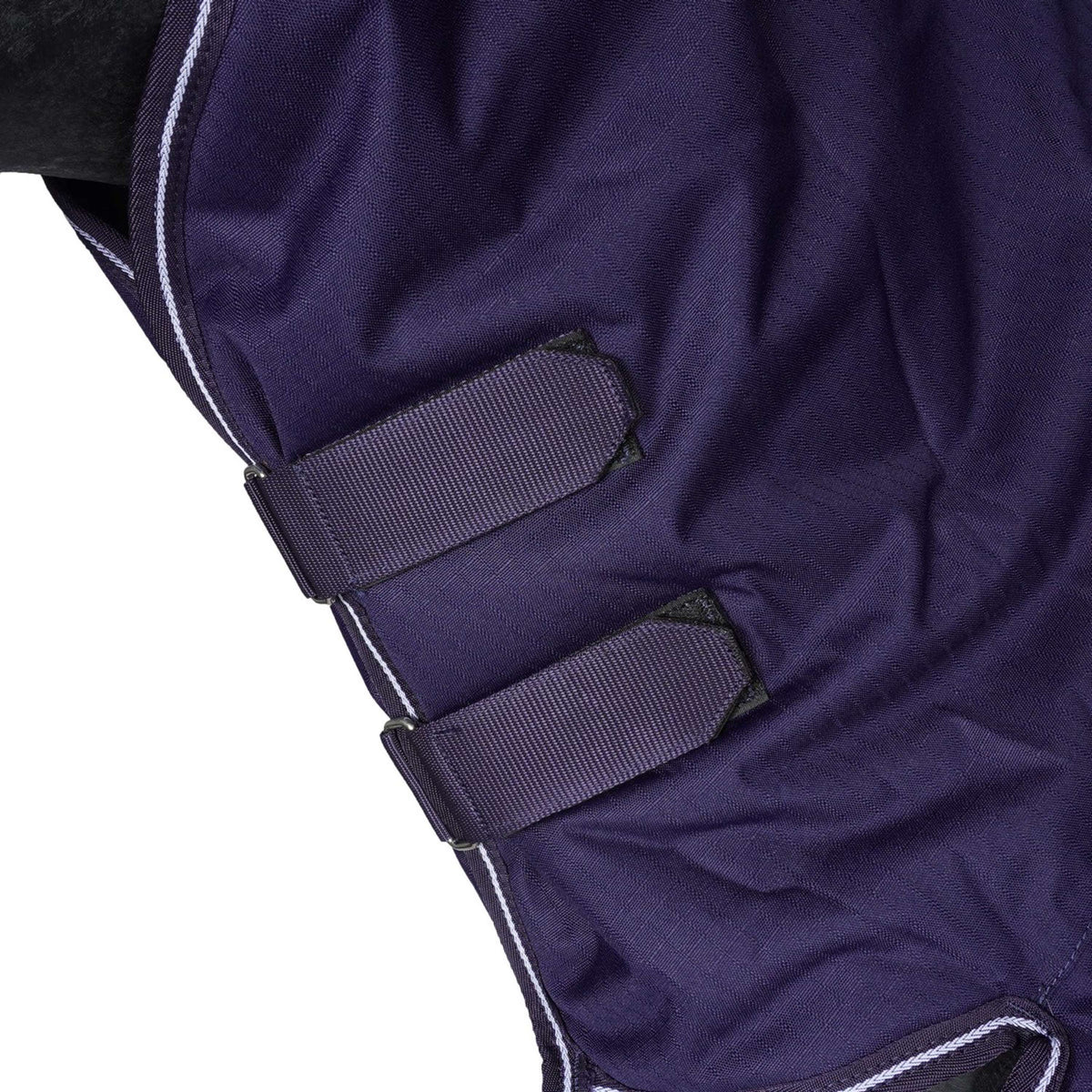 Saxon Alfombra Defiant 600D Combo Neck Heavy Marino/Blanco