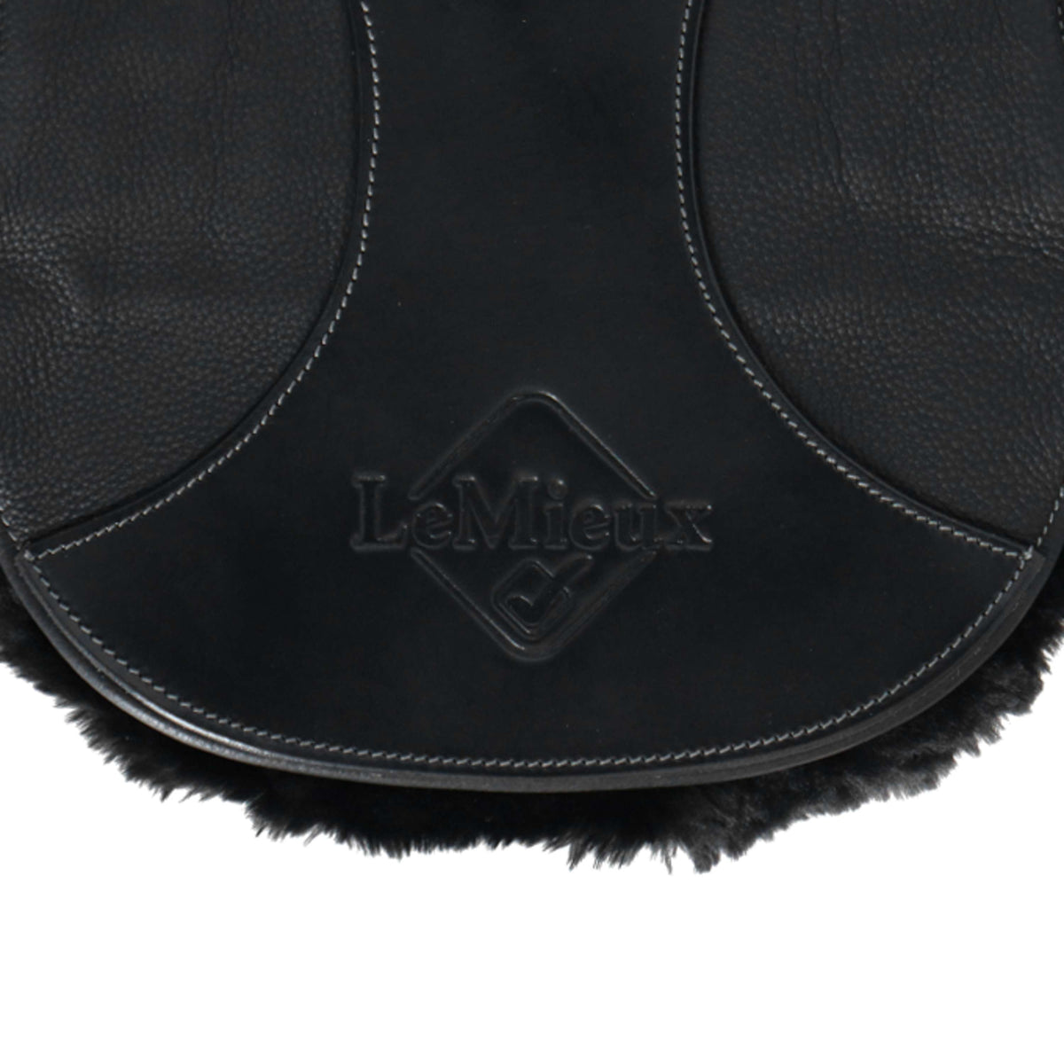 LeMieux Cincha Arkia Simu Contoured Corto Negro
