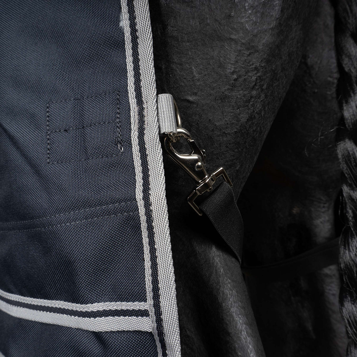 LeMieux Alfombra Arika Storm-Tek Turnout 200g Navy