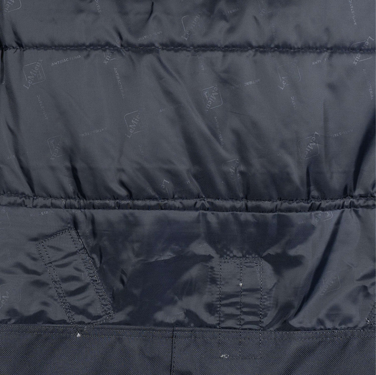 LeMieux Alfombra Arika Storm-Tek Turnout 200g Navy