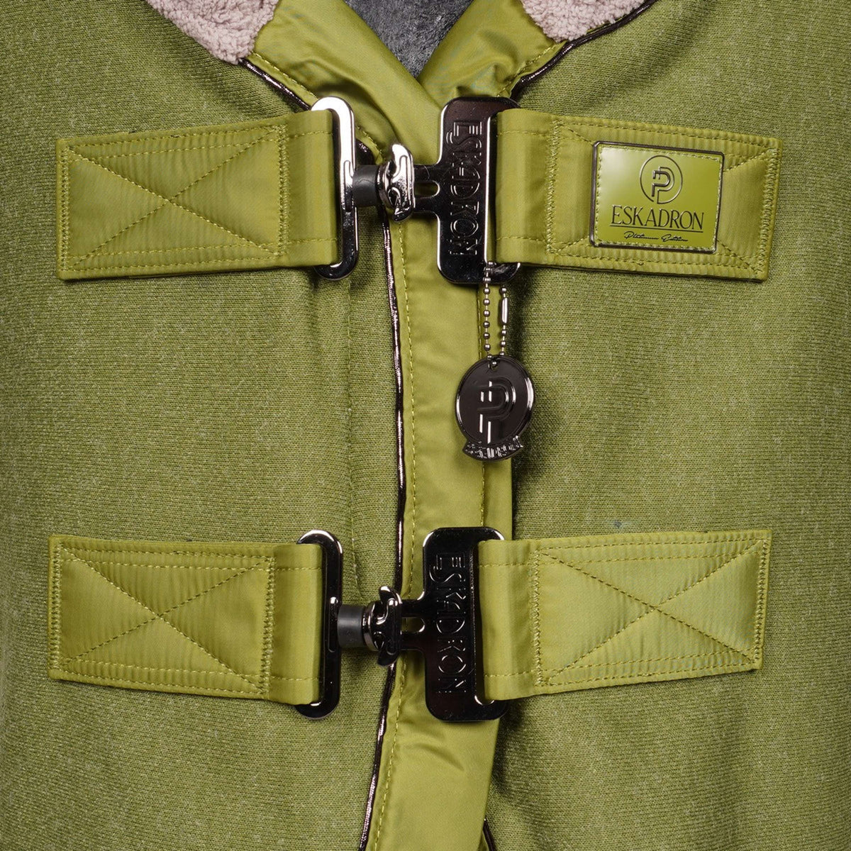 Eskadron Manta para el sudor Acrylic Shetty Verde musgo