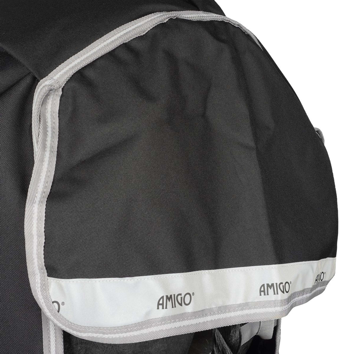Amigo Bravo 12 Plus Turnout Heavy 400g Black/Titanium Grey