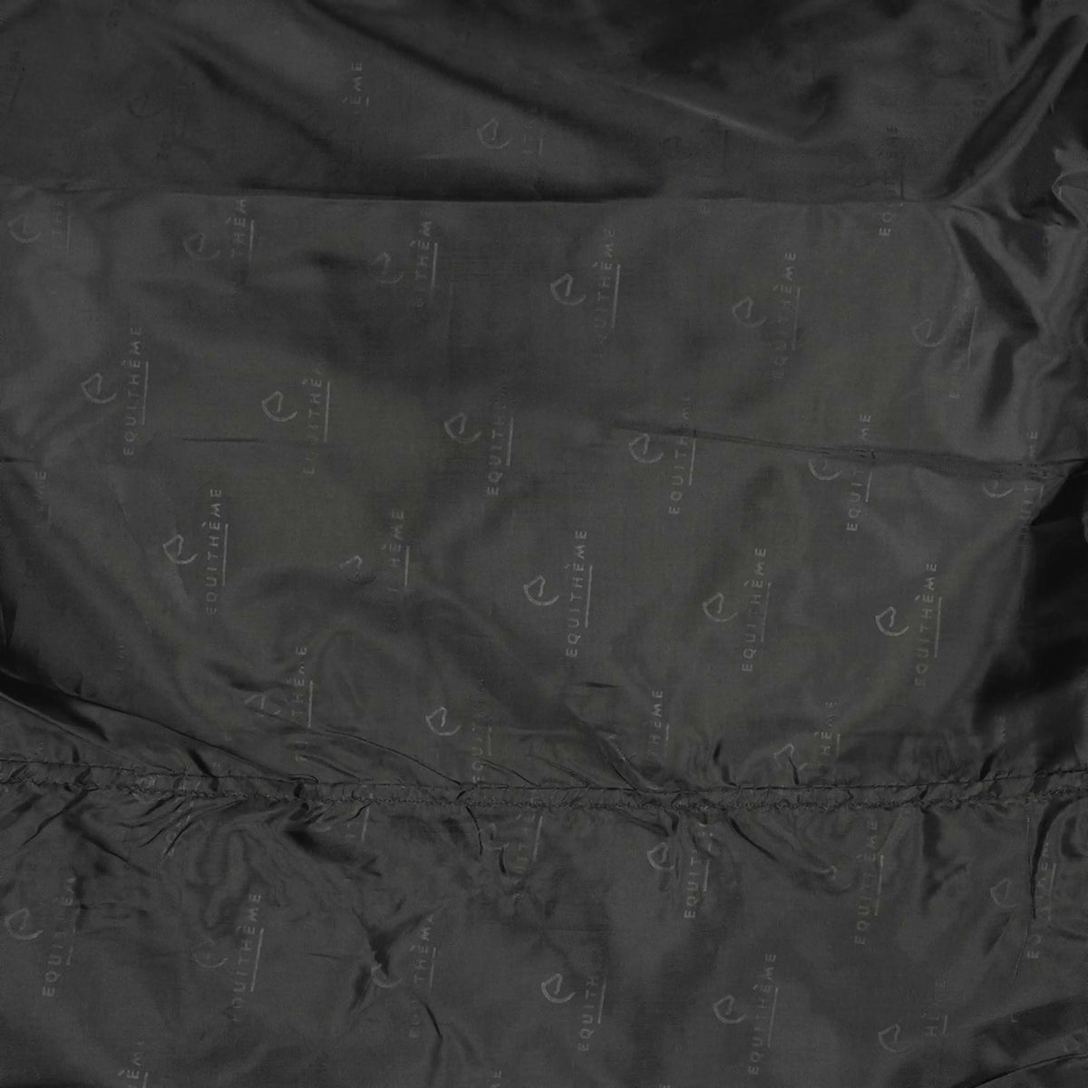 EQUITHÈME Alfombra de Exterior 1200D 0g High Neck Burdeos