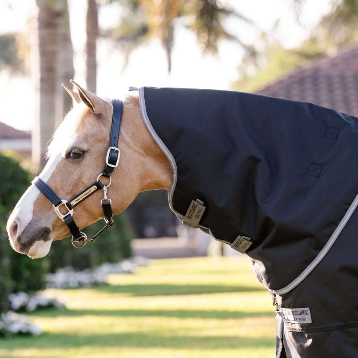 Amigo Turnout 1200D Plus Pony 0g Negro/Gris/Plata