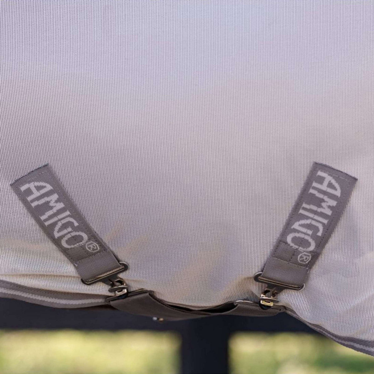 Amigo Bug Rug Plus Petite Plata/Gris Titanio/Plata