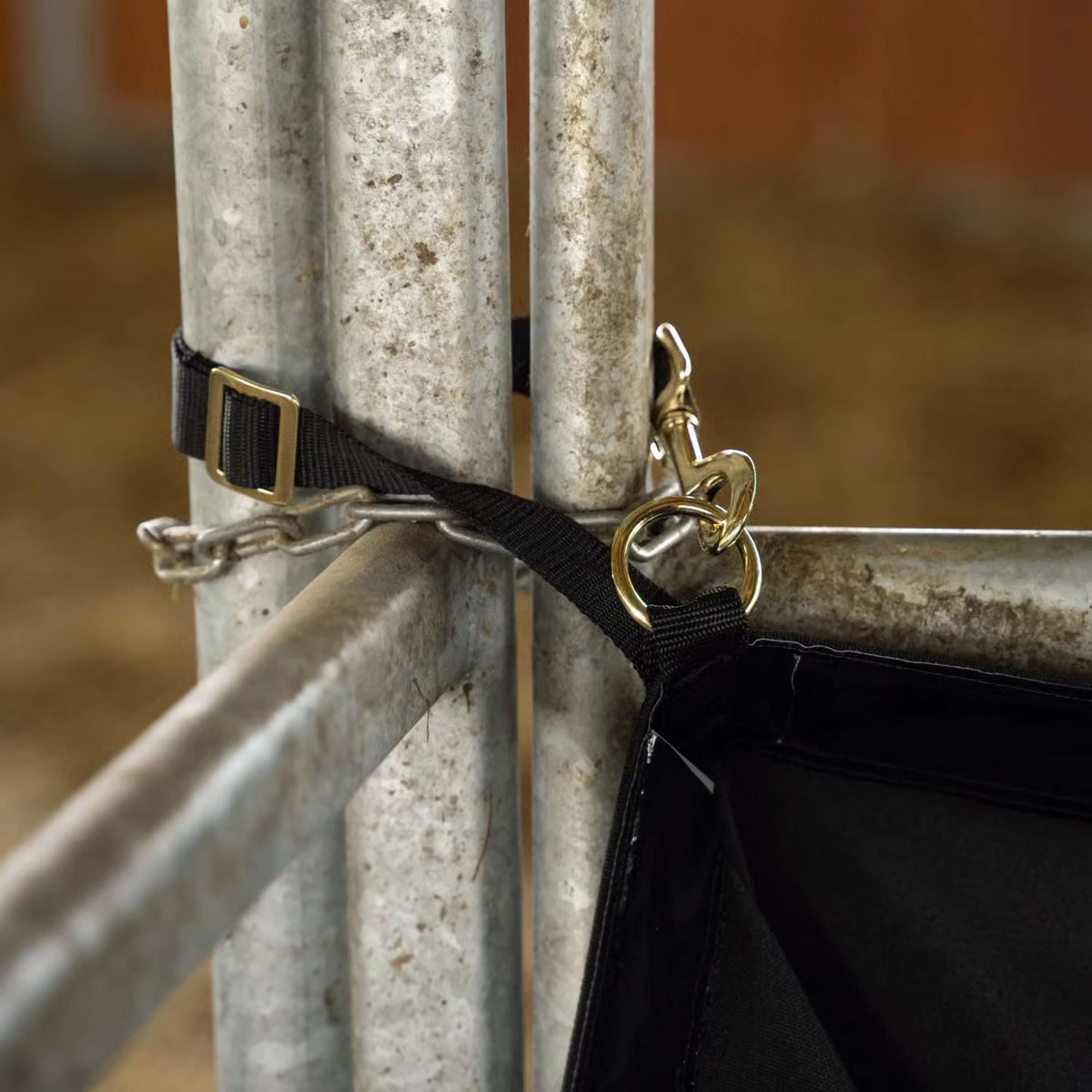 Kentucky Bolsa de Heno Corner Negro