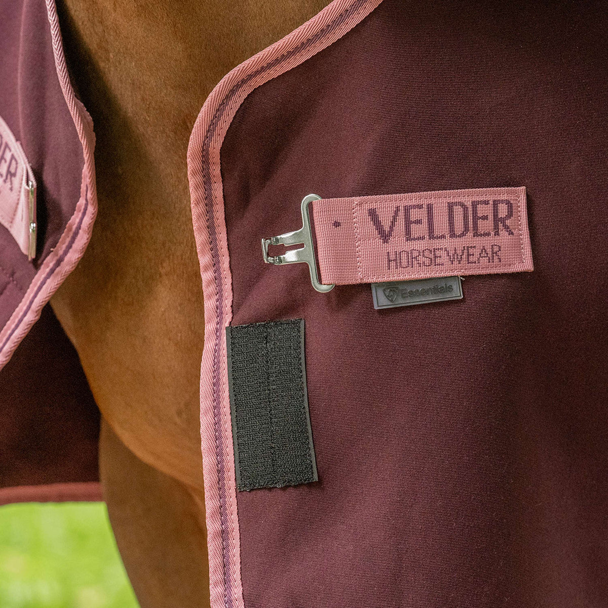Velder Horsewear Essentials Cooler Rug Plum Brown