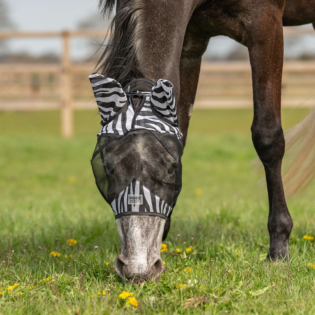 Velder Horsewear Essentials Máscara para Moscas Zebra con Orejas Negro/Blanco