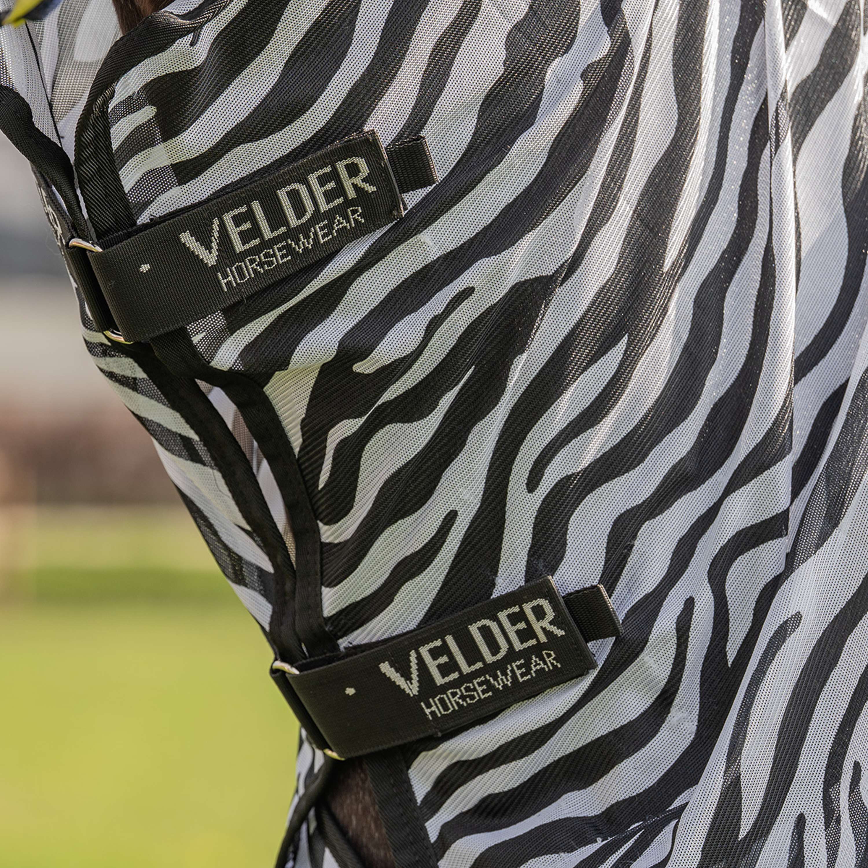 Velder Horsewear Essentials Pony Manta Antimoscas con Cuello Zebra Negro/Blanco