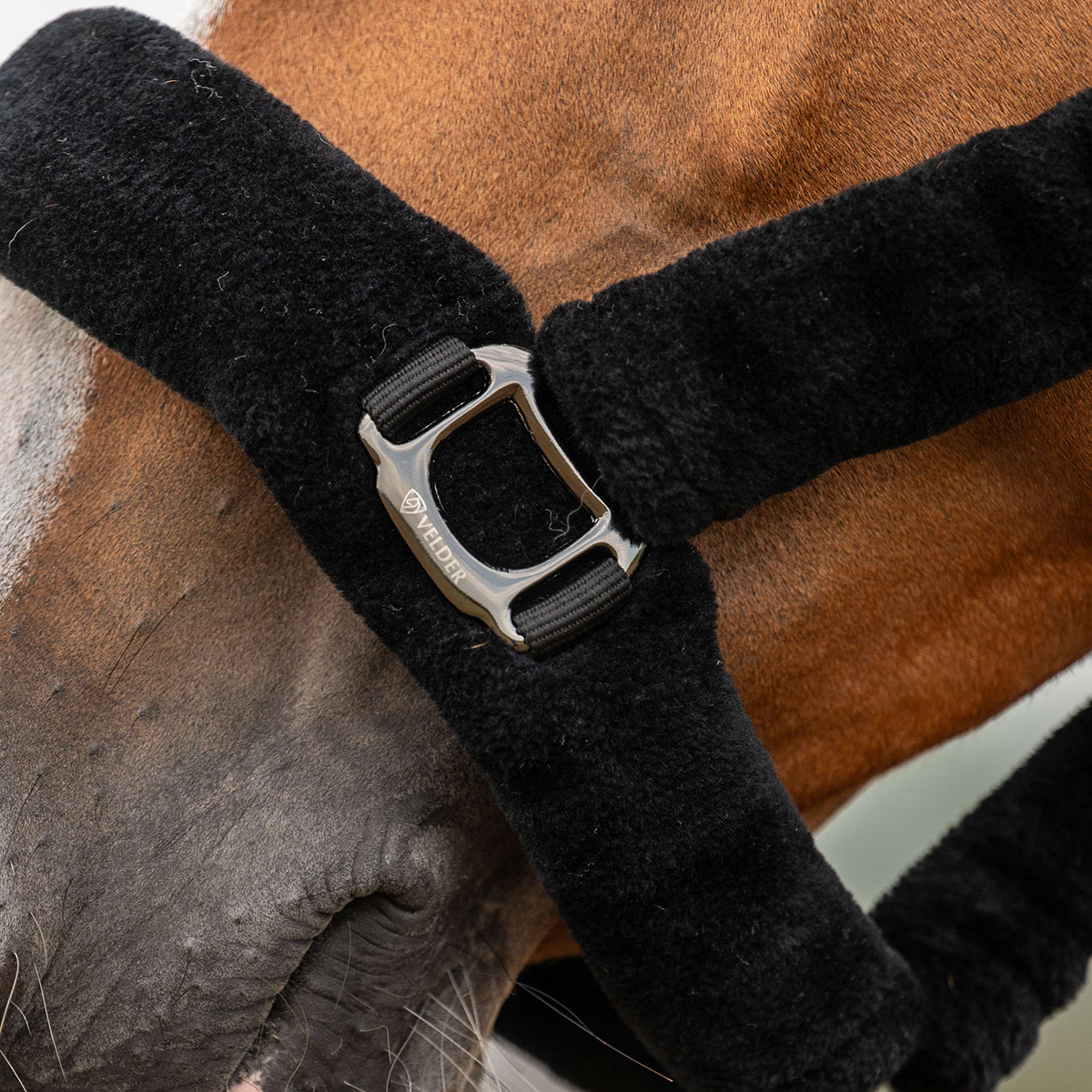 Velder Horsewear Premium Cabezada Comfort Fur Negro