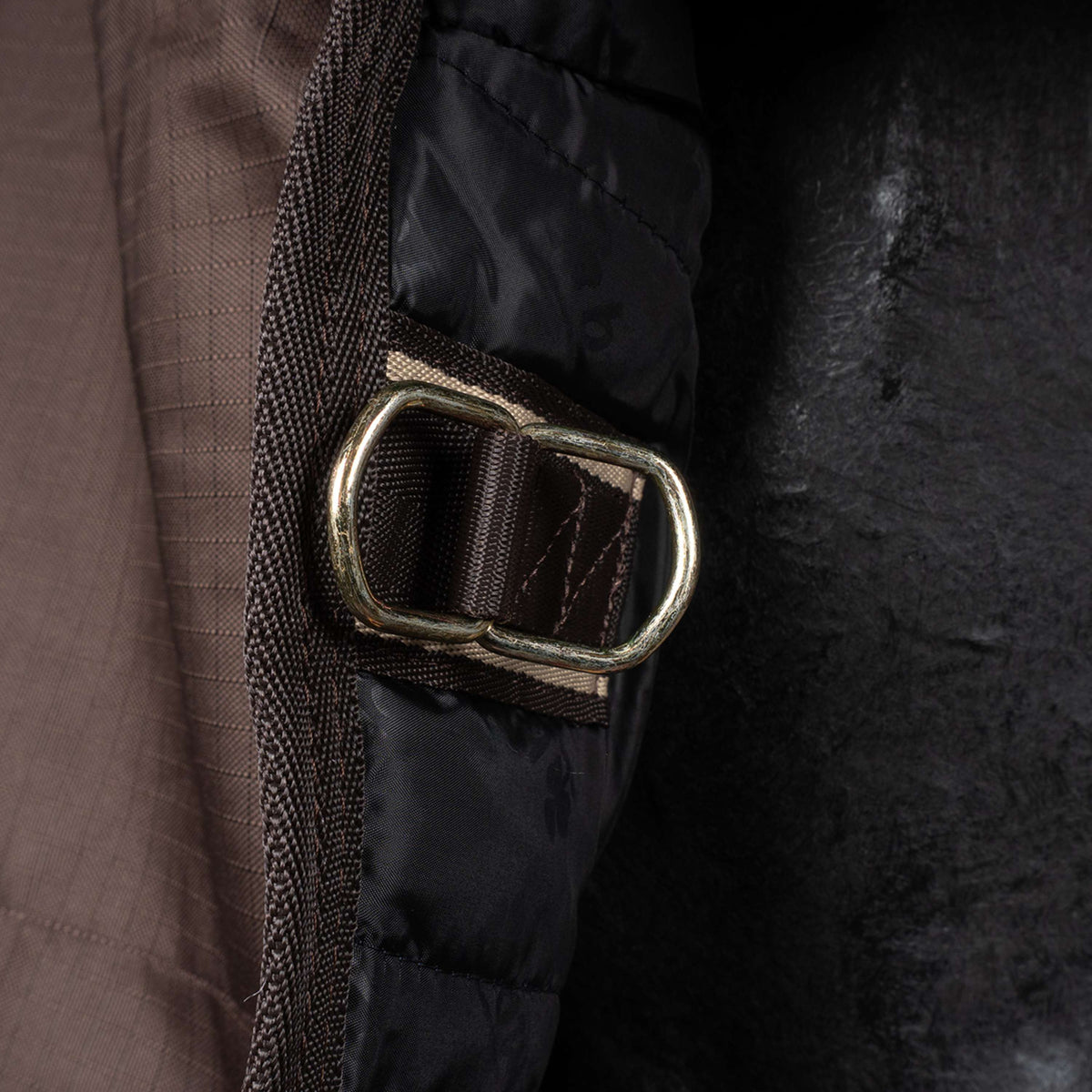 Bucas Irish Turnout 300g con cuello Espresso