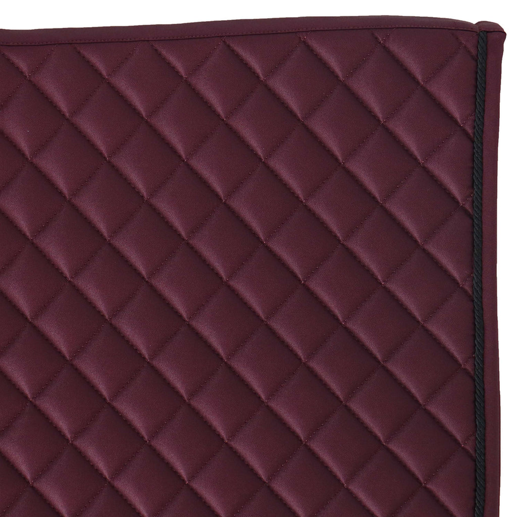 Montar Mantilla FAIR saltando Fig