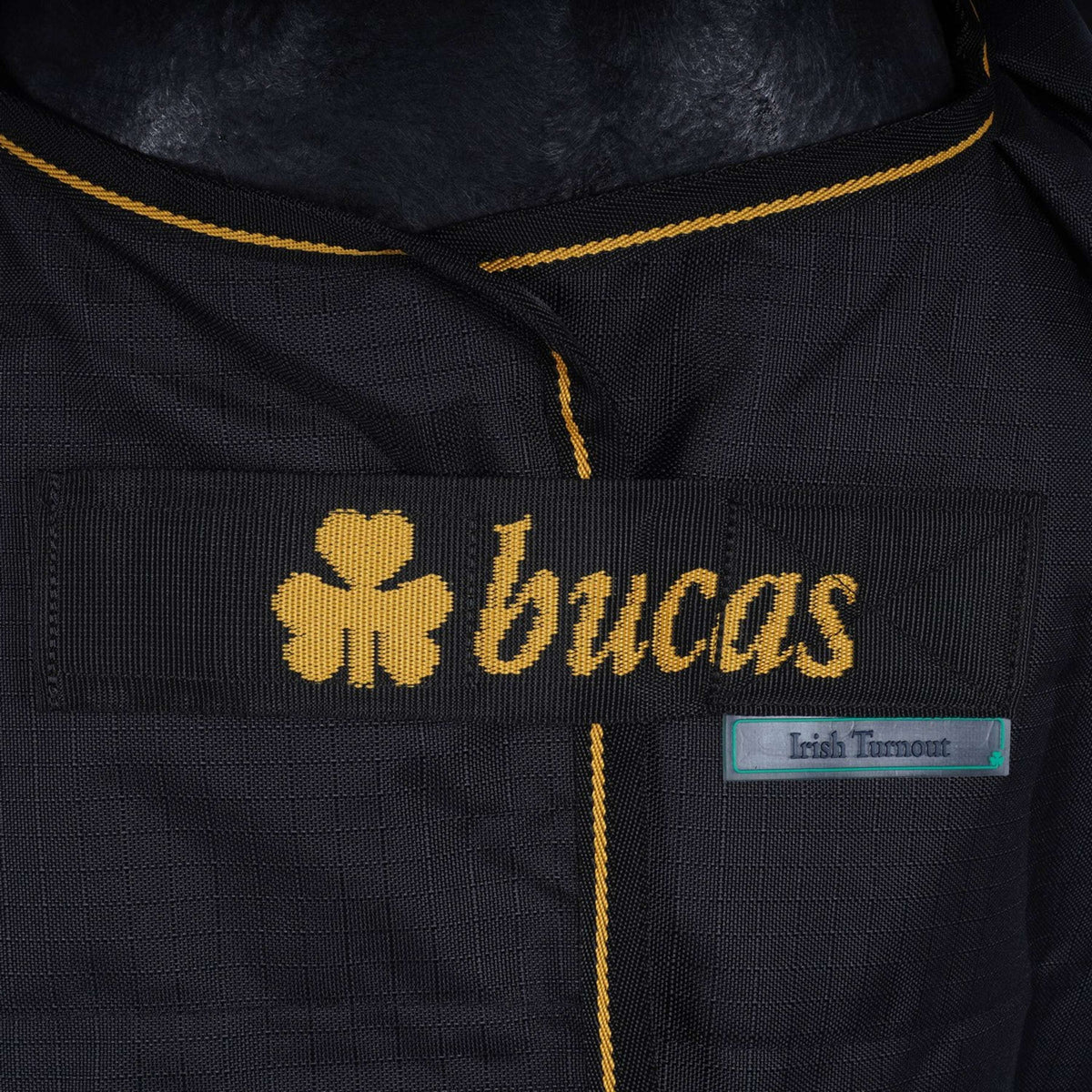 Bucas Irish Turnout 150gr Negro/Oro
