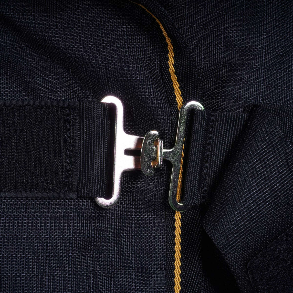 Bucas Irish Turnout Light 50g Negro/Oro