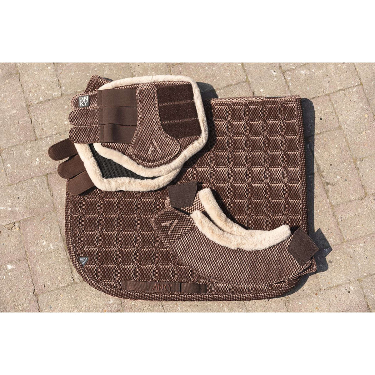 ANKY Mantilla Check Velvet XB25003 Doma clásica Deep Taupe