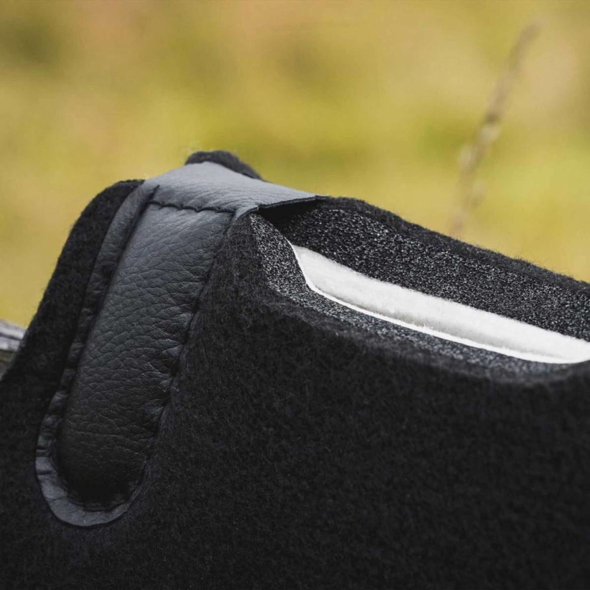 Back on Track Manta Western Pad Maddox Negro