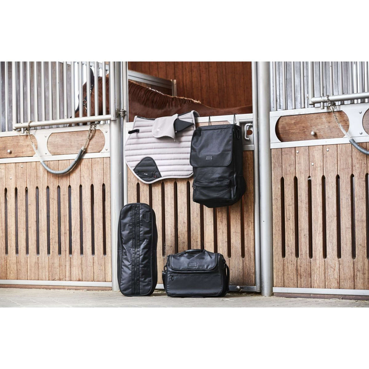 Catago Bolsa de establo 2.0 con Gancho Negro