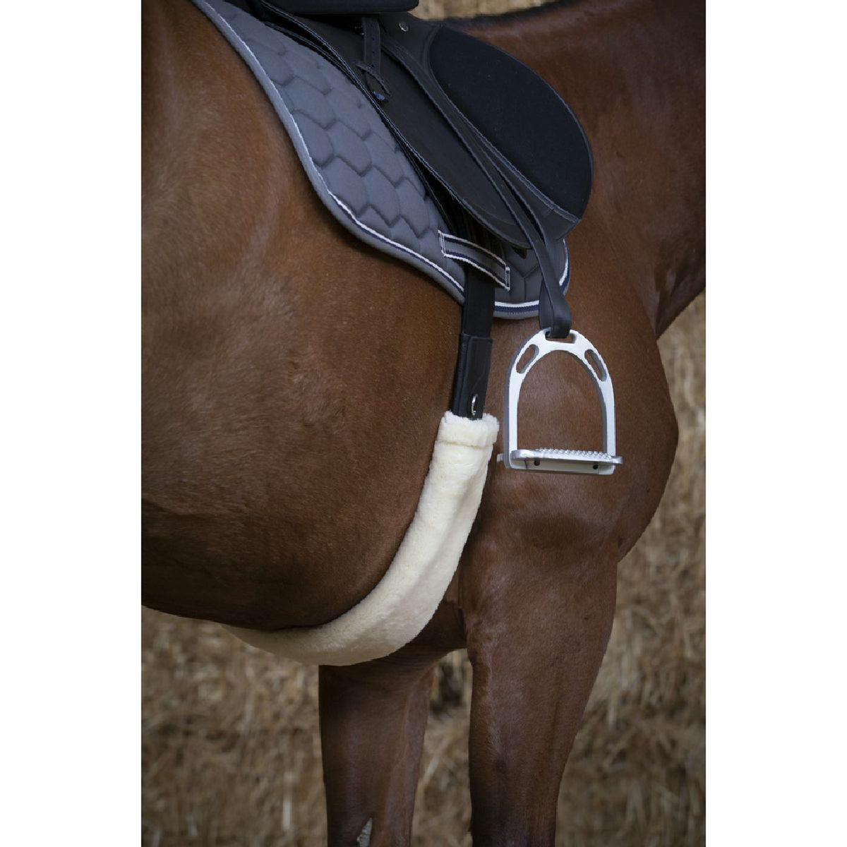 EQUITHÈME Cubierta de Piel para Cincha Teddy Ecru