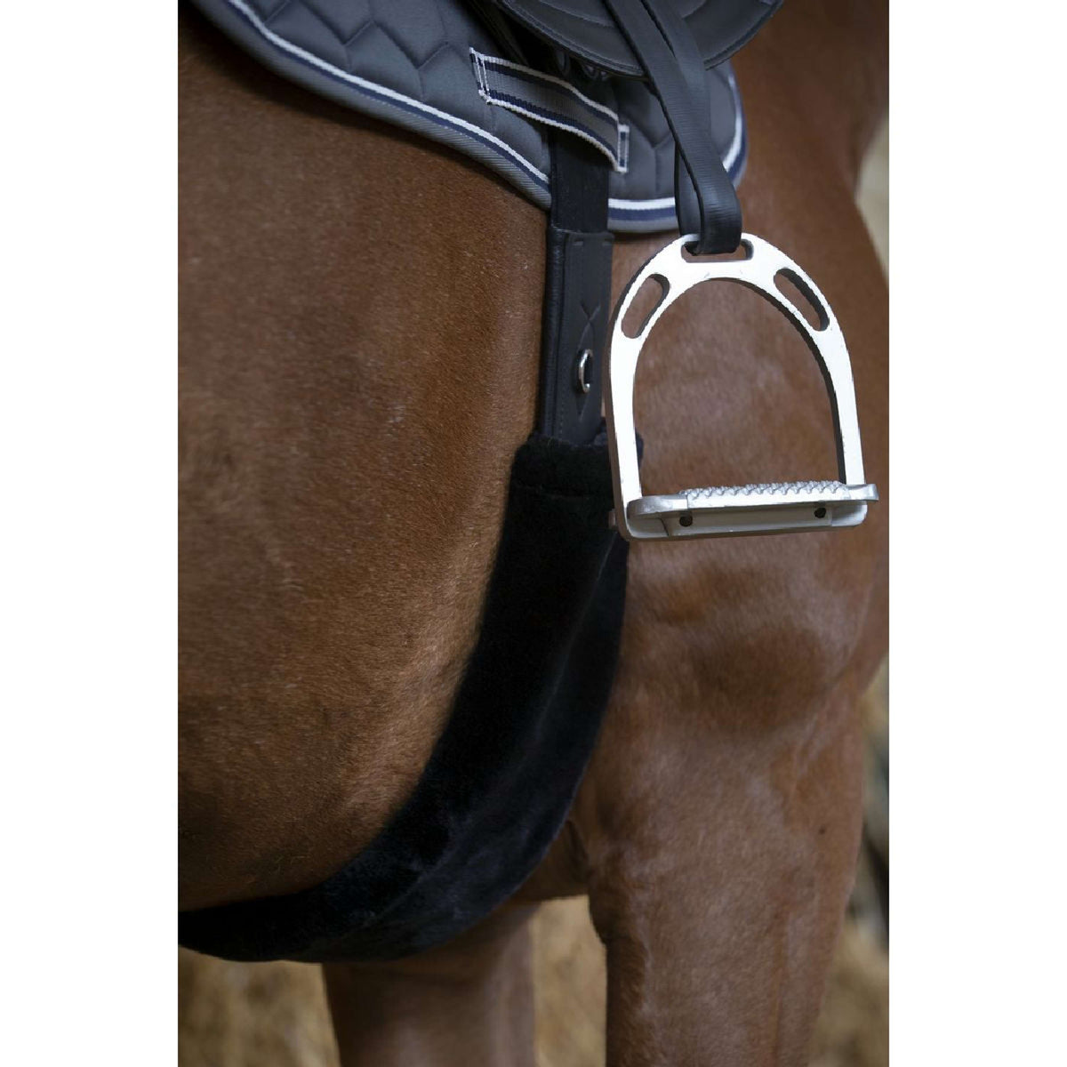 EQUITHÈME Cubierta de Piel para Cincha Teddy Negro
