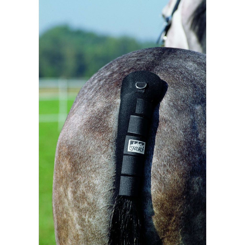 Eskadron Protector de Cola Neopreno Negro
