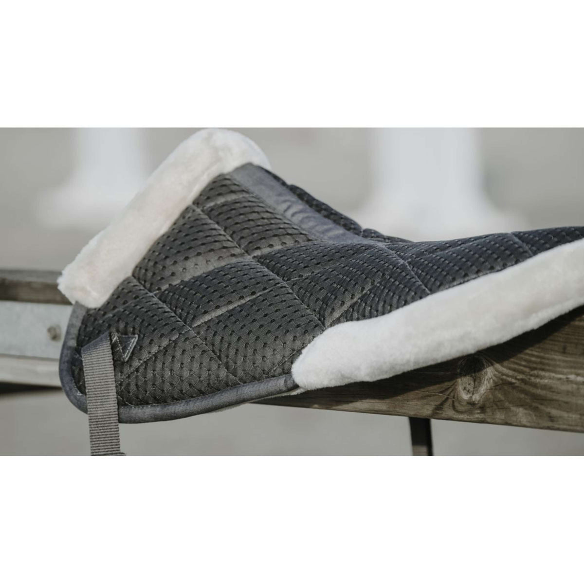 EQUITHÈME Mantilla Pro Air Gris