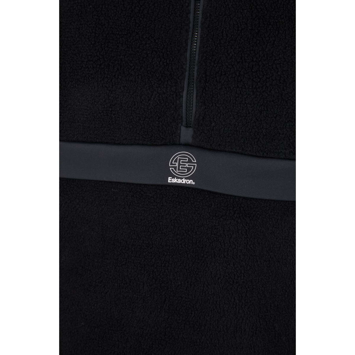 Eskadron Sweater Dynamics Half-Zip Teddy Negro
