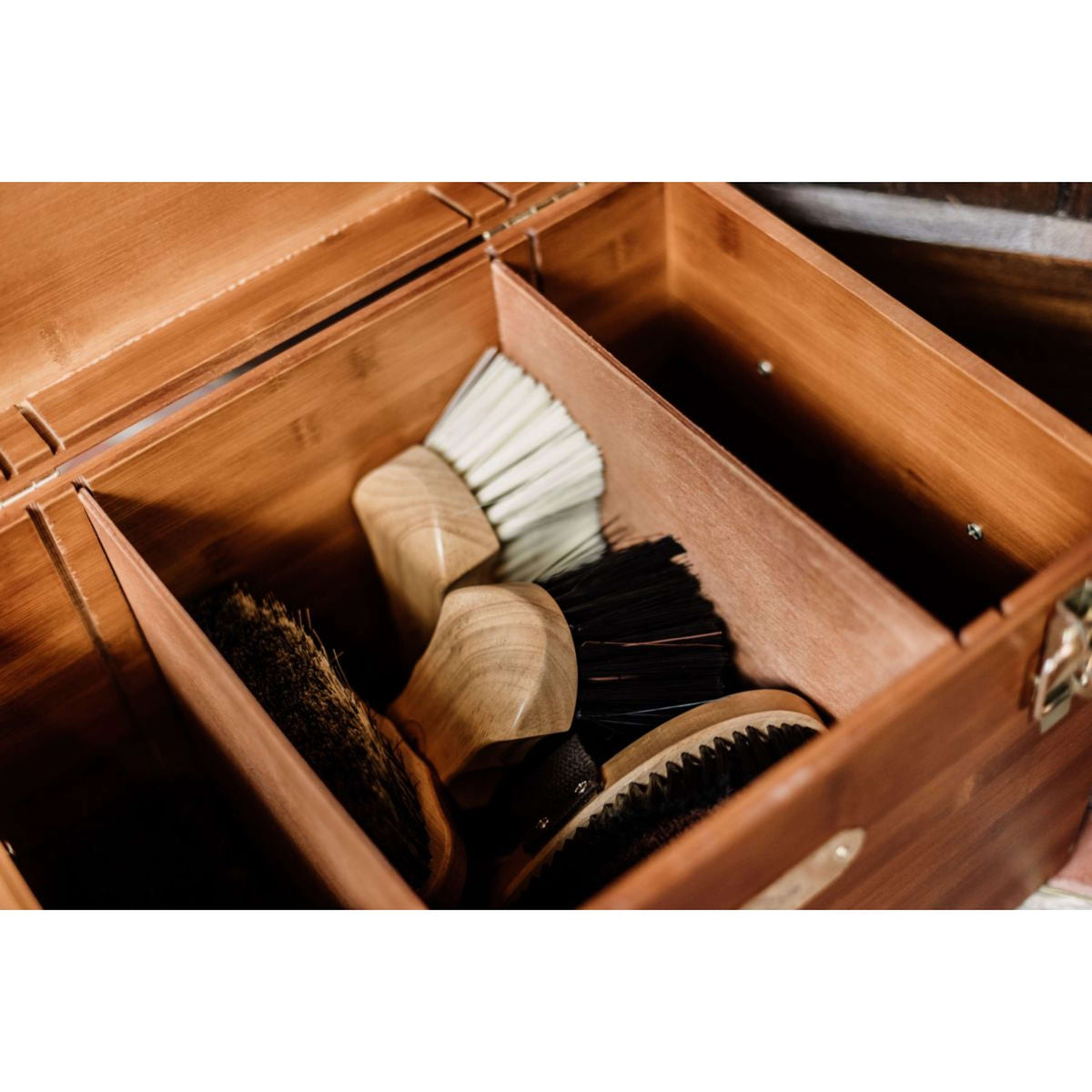 Grooming Deluxe by Kentucky Caja de tachuelas