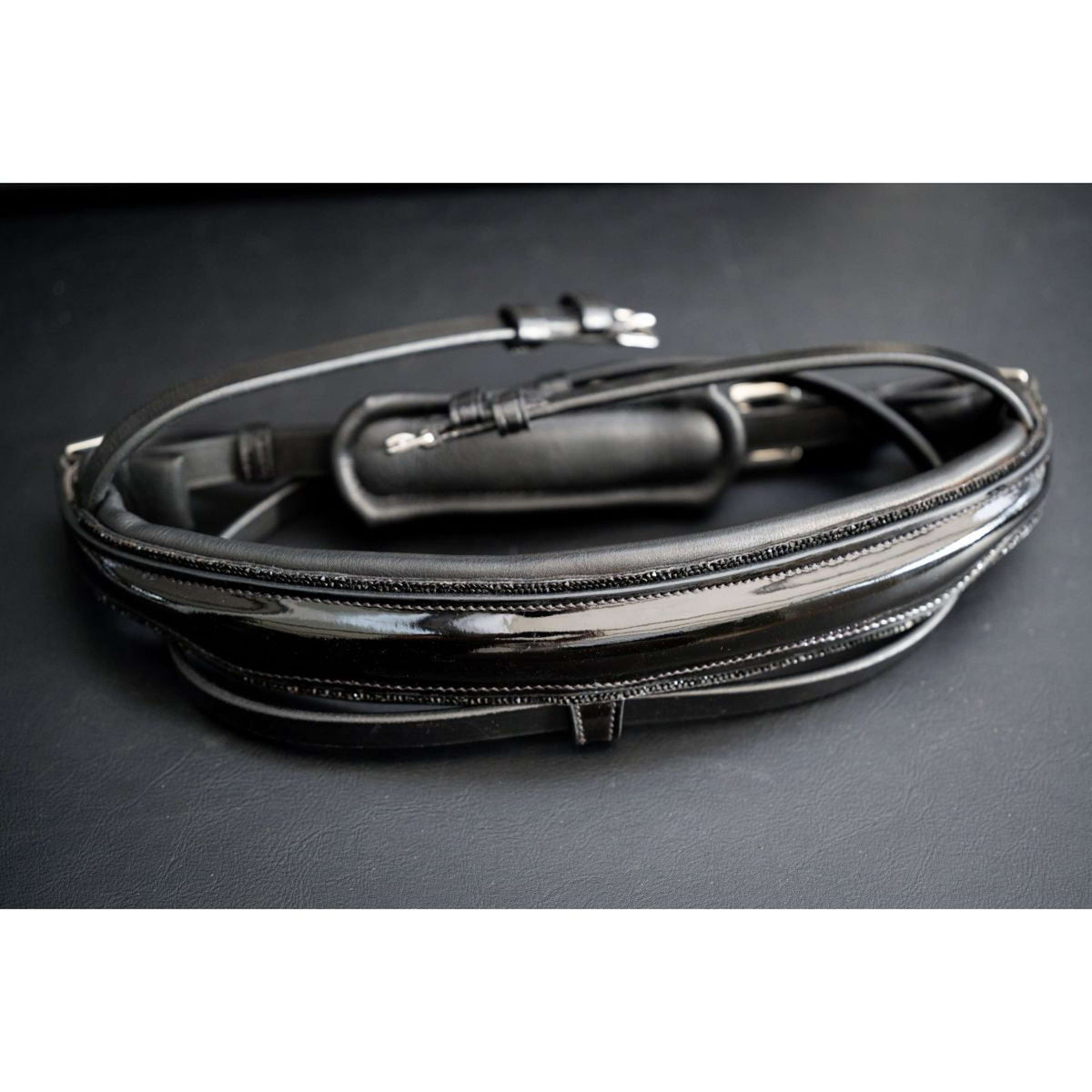 HB Muserola anatómica Showtime Purpurina/Negro