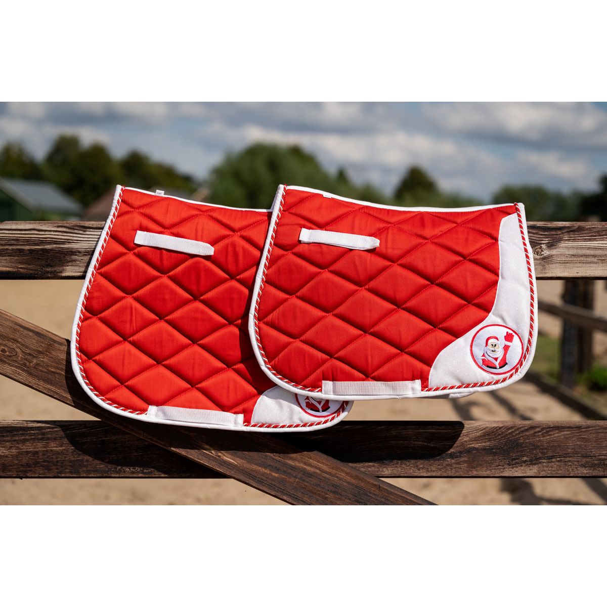 HB Mantilla Christmas Christmas Red Glitter