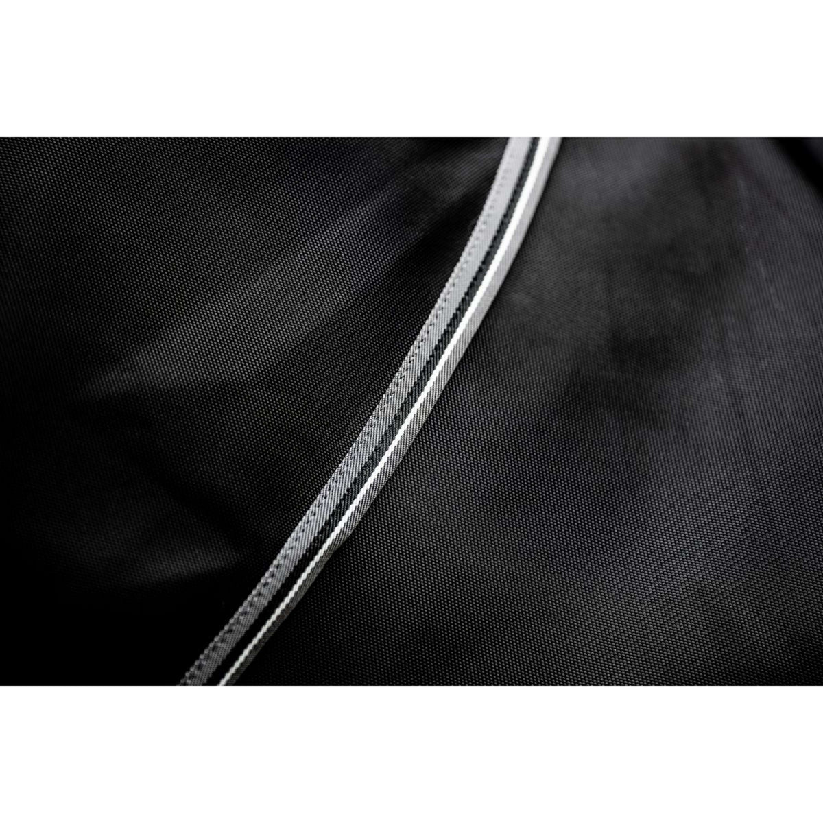 Rambo Turnout 1680D Plus 100g Negro/Thunderstorm Grey/Plateado