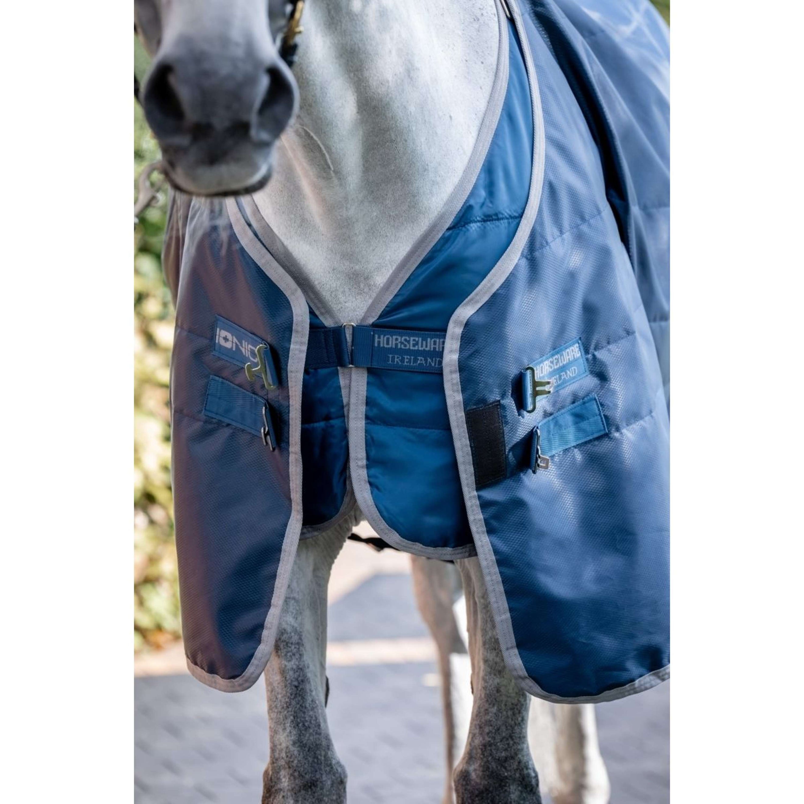 Horseware Therapy Ionic Stable 50g Azul Imperial/Plata/Marino Horseware Therapy Ionic Stable 50g Azul Imperial/Plata/Marino