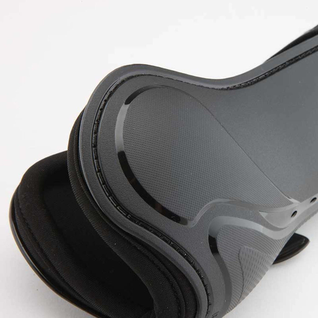 Kavalkade Botas para tendones Compete Negro