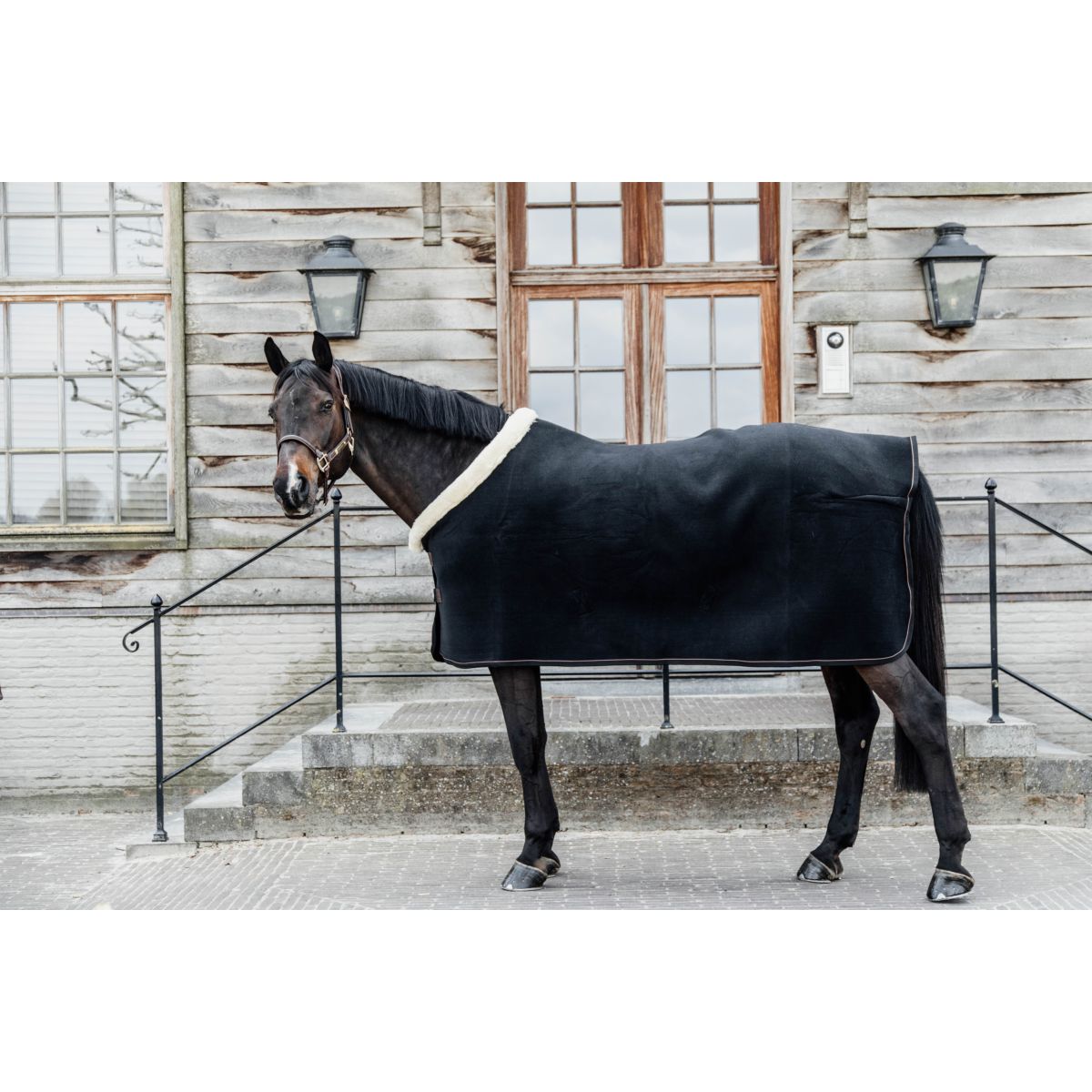 Kentucky Horsewear Manta para el sudor Show Fleece Heavy Negro