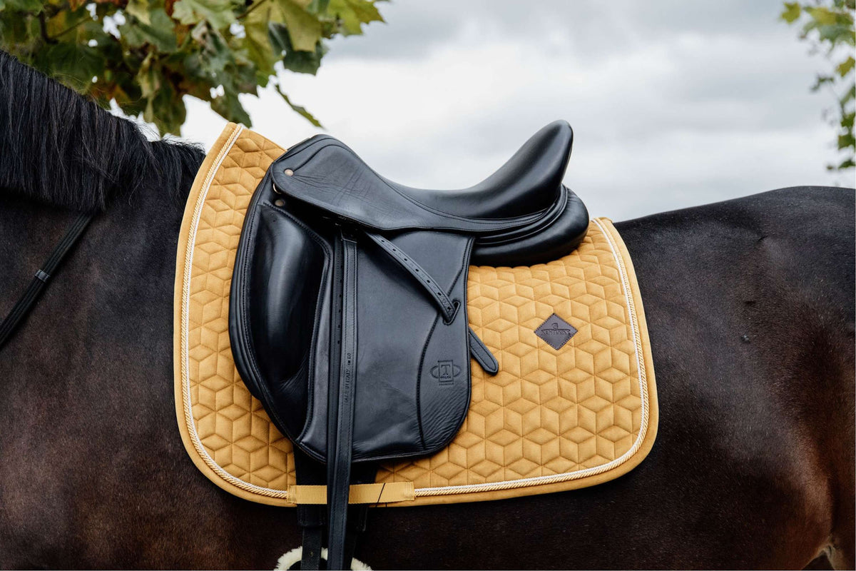 Kentucky Horsewear Mantilla de Doma Clásica Velvet Mostaza