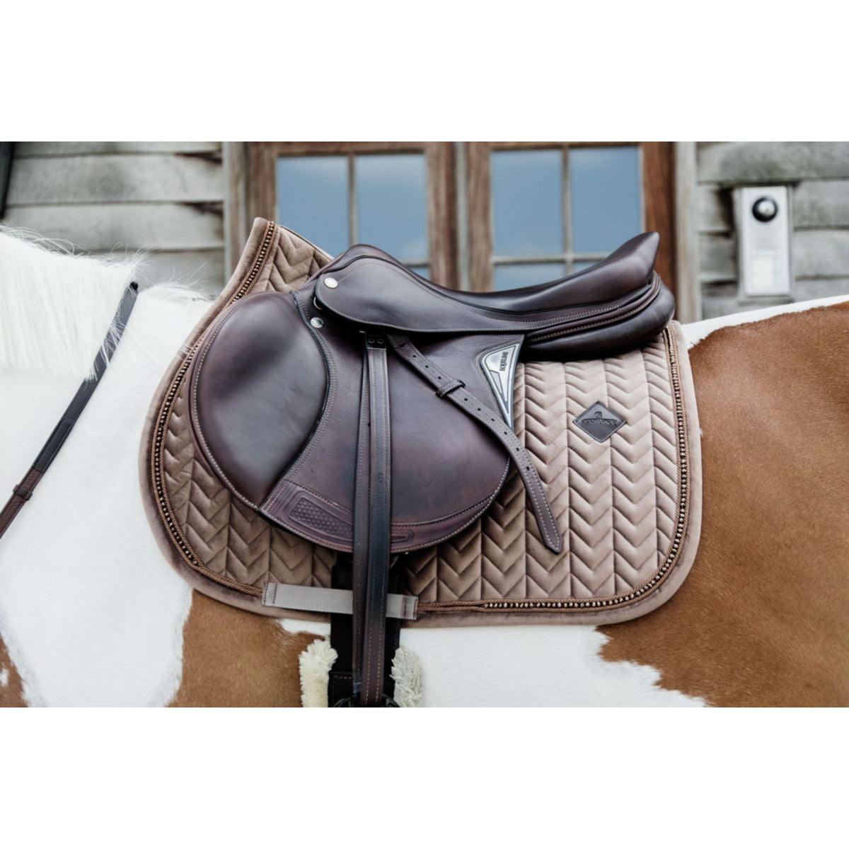 Kentucky Horsewear Mantilla Velvet Pearls Springen Beige