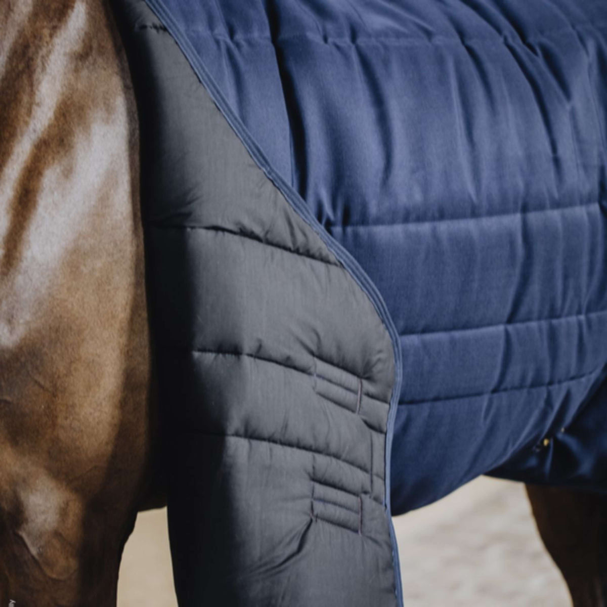 Kentucky Horsewear Manta de Establo Classic 200g Navy