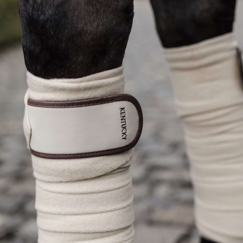 Kentucky Horsewear Vendajes Polar Fleece Beige