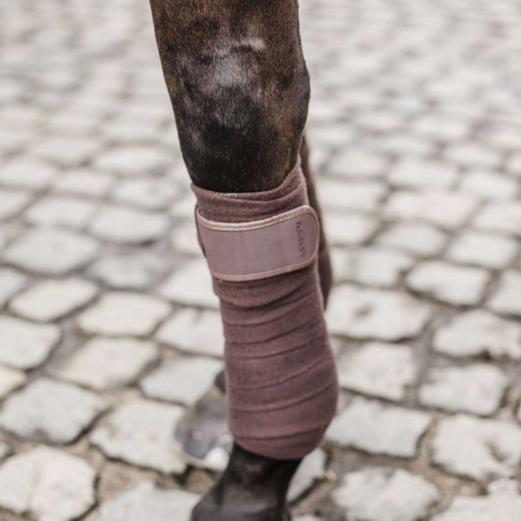 Kentucky Horsewear Vendajes Polar Fleece Marron