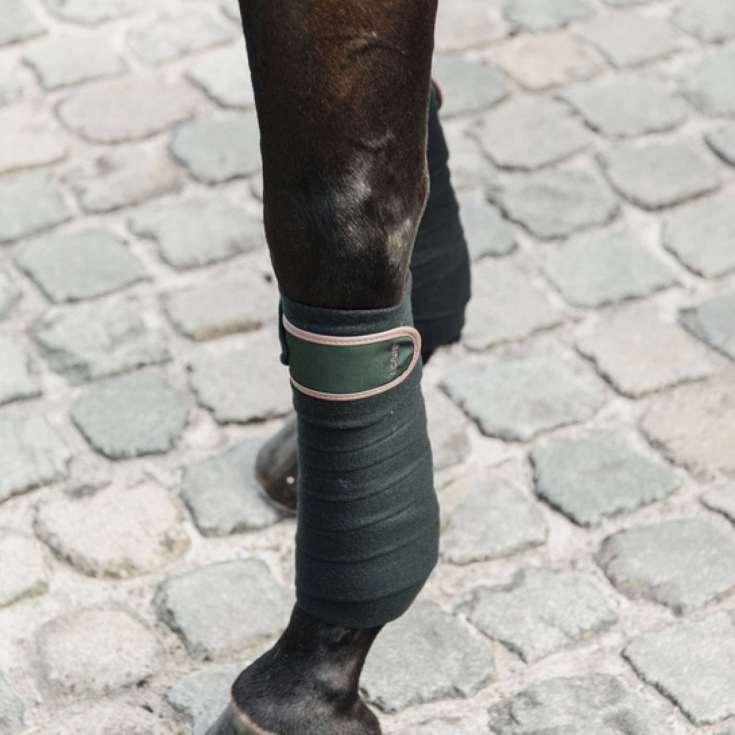 Kentucky Horsewear Vendajes Polar Fleece Verde