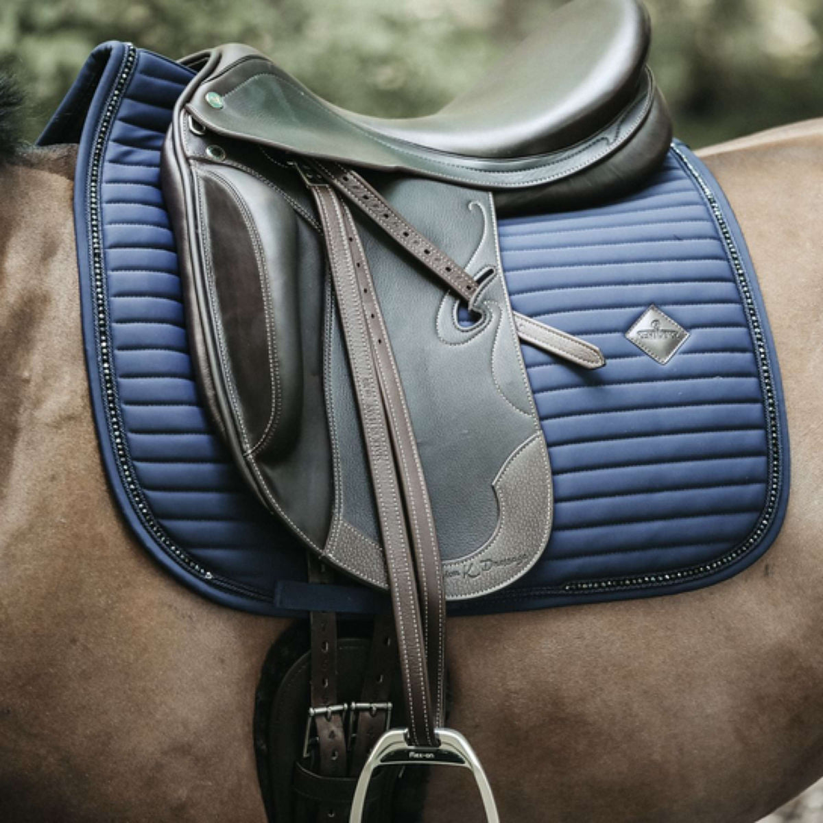 Kentucky Horsewear Mantilla de Doma Clásica Pearls Navy