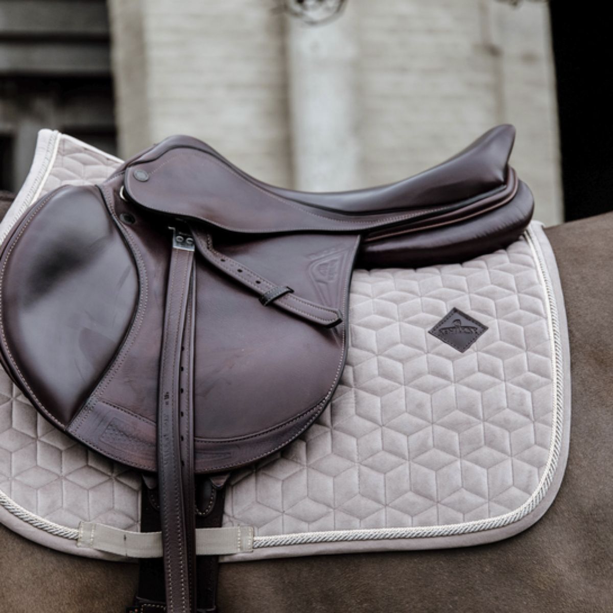 Kentucky Horsewear Mantilla Basic Velvet Springen Beige