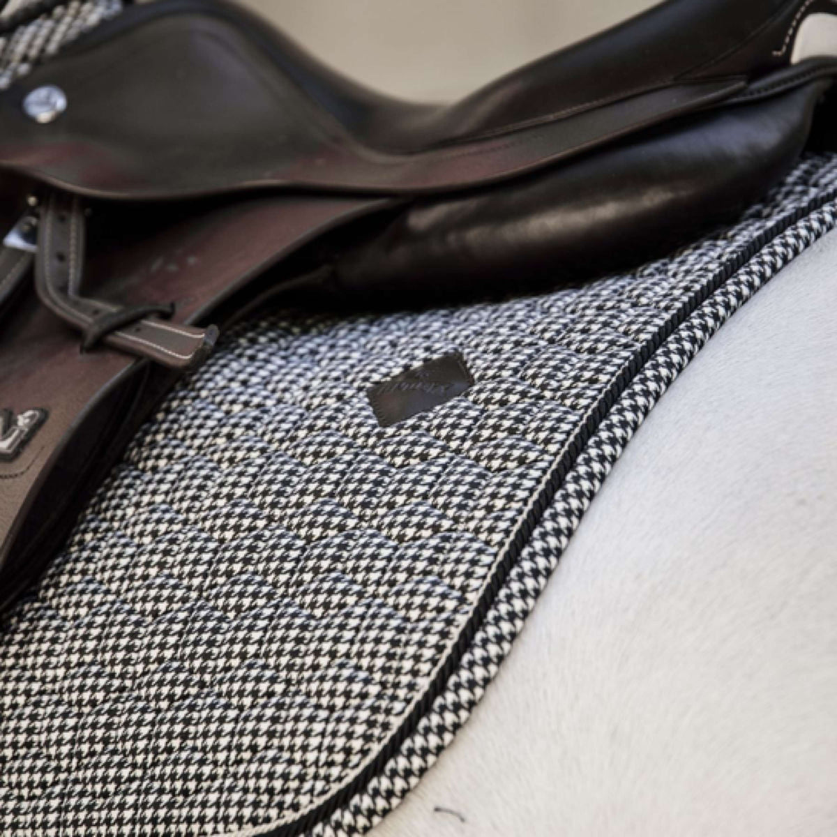 Kentucky Horsewear Mantilla Negro